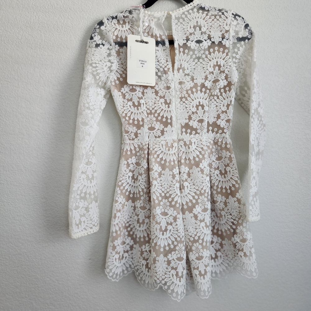 NWT here comes the sun lace long‎ sleeve double lined romper - Picture 2 of 11